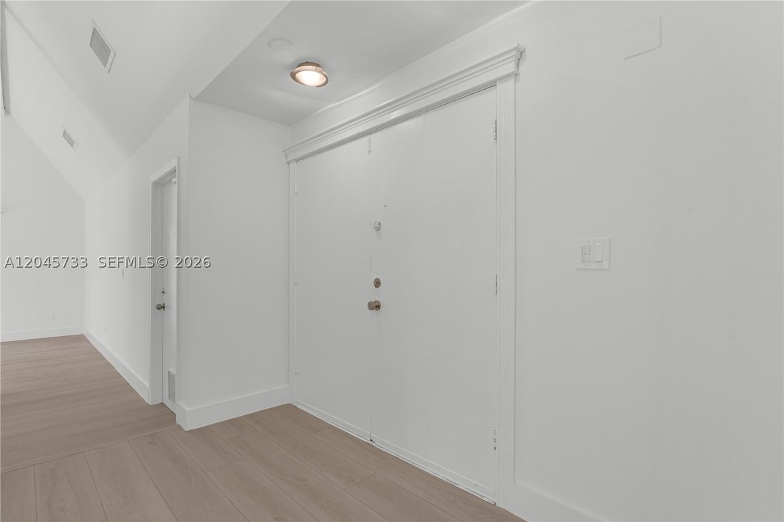 House in West Miami, Florida, United States 5 - 18330664