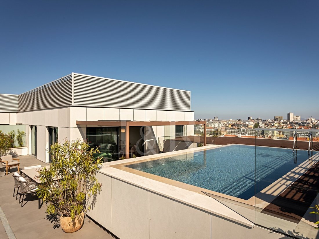 Apartment in Avenidas Novas, Lisbon, Portugal 1 - 13412434