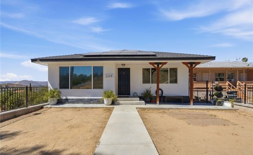 House in Lake Elsinore, California, United States 1
