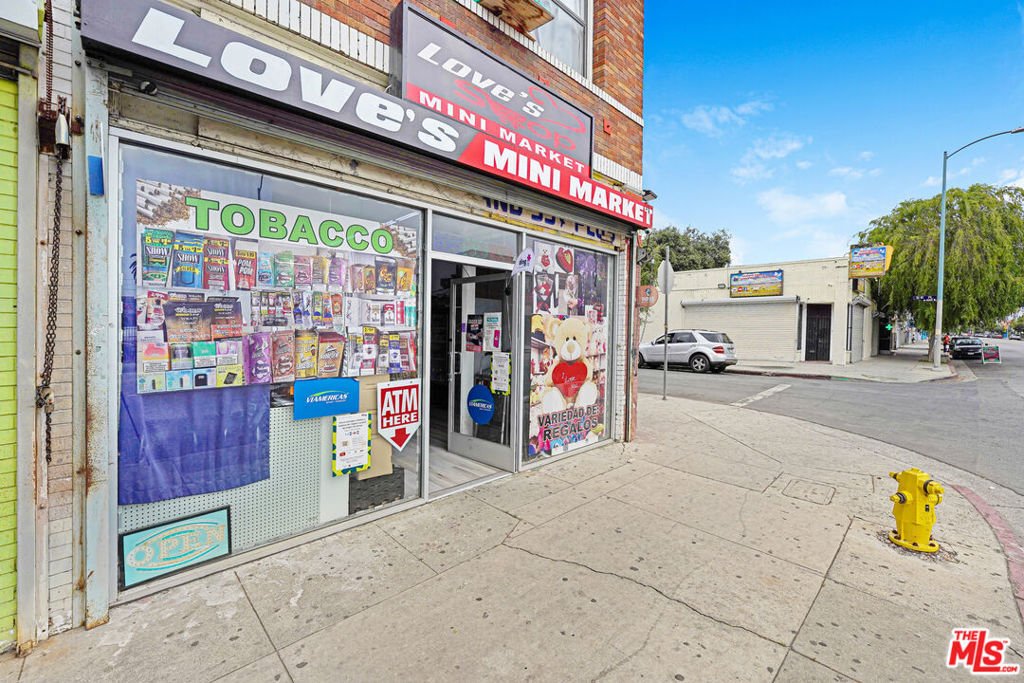 Los Angeles, California, United States 4 - 18329649