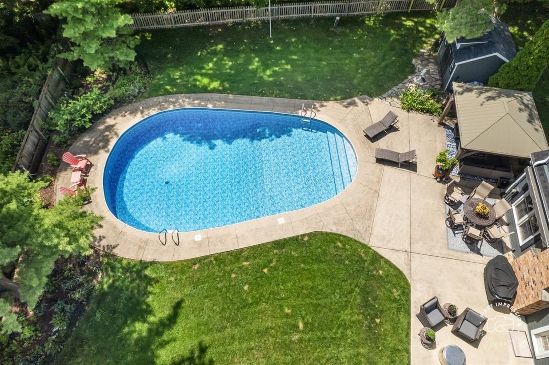 House in St. Charles, Illinois, United States 4 - 18327597