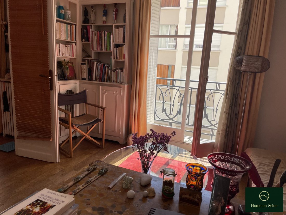 Apartment in La Fourche-Guy Môquet, Paris 17e Arrondissement, Paris 2 - 18332291