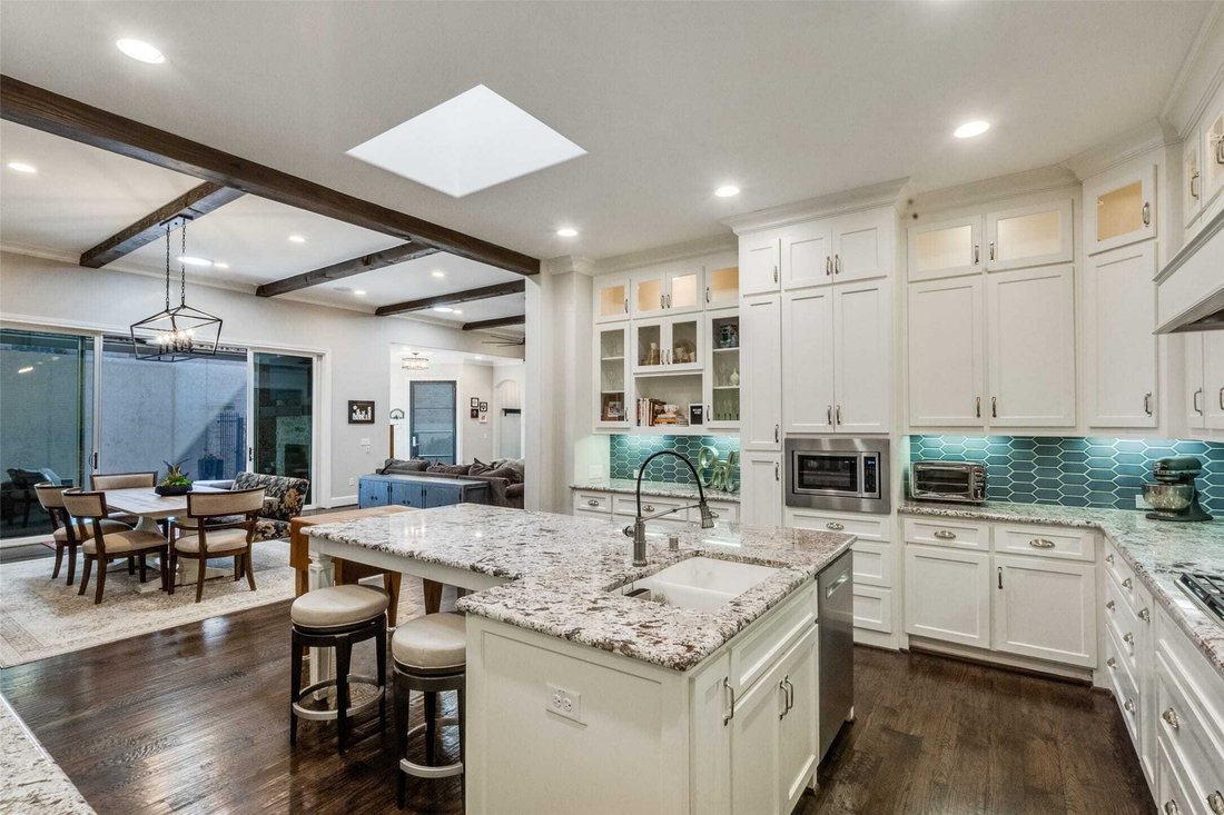 House in Plano, Texas, United States 2 - 17826241