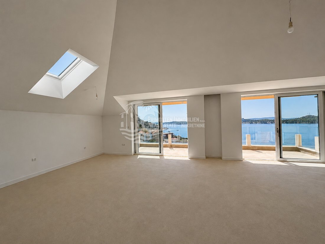 Apartment in Gradska cetvrt Varos, Sibenik, Sibenik-Knin County 2 - 18331184