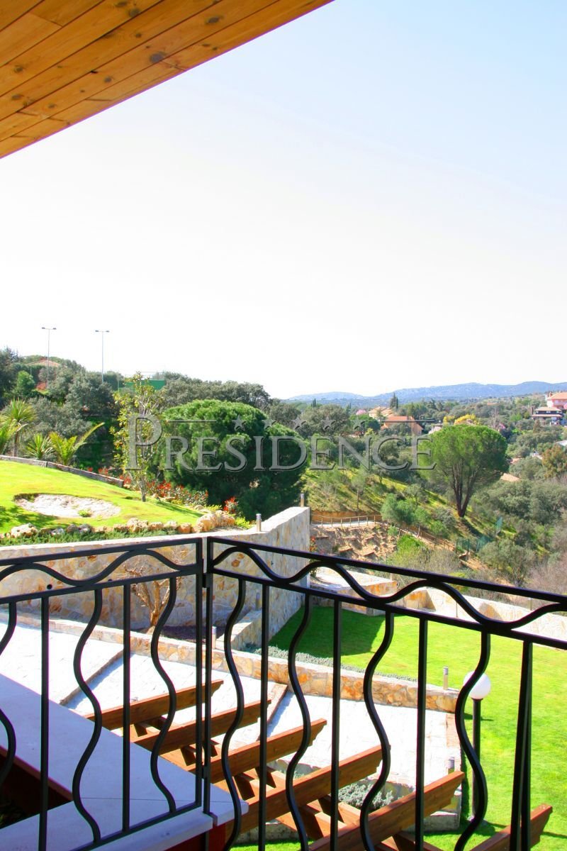 House in Las Rozas de Madrid, Comunidad de Madrid, Spain 2 - 18329417