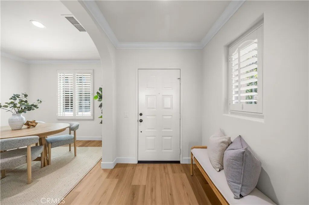 Condo in Irvine, California, United States 3 - 18327311