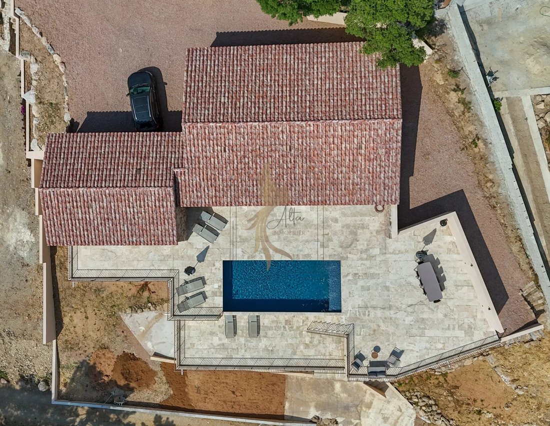 Villa in Sari-Solenzara, Corsica, France 2 - 15155296