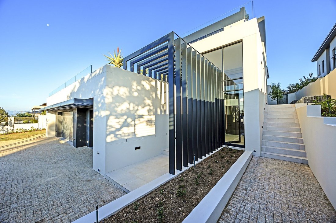 House in East-Rural, Cape Town, South Africa 5 - 18331709