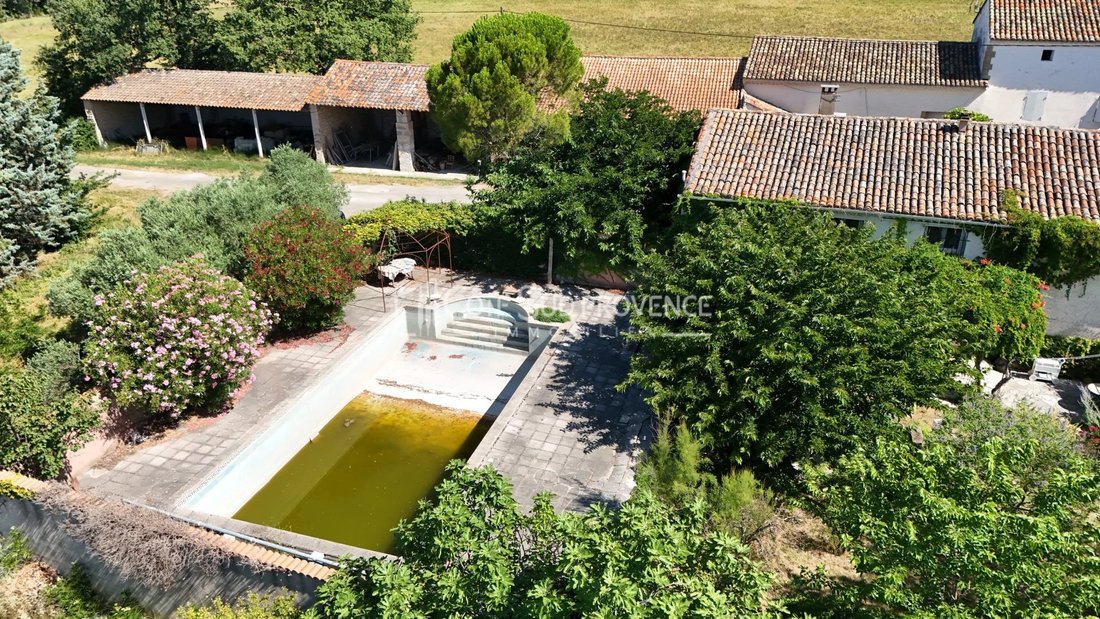 Estate in Le Beaucet, Provence-Alpes-Côte d'Azur, France 2 - 17281289