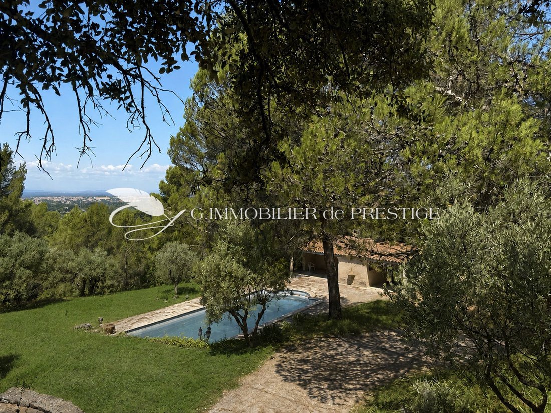 Villa in Zone Rurale Sud, Carpentras, France 2 - 18148307