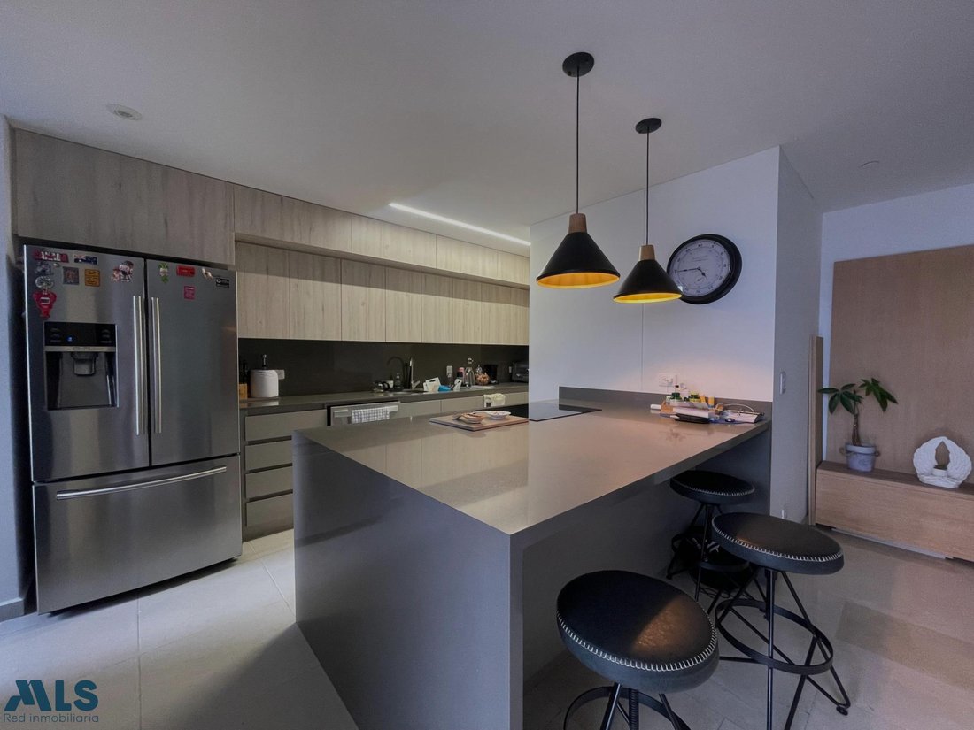 Apartment in Envigado, Antioquia, Colombia 5 - 18327357