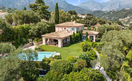 Maison à Menton, Provence-Alpes-Côte d'Azur, France 1