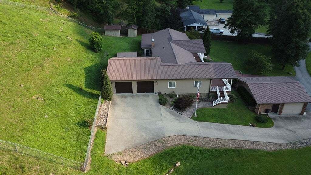House in Raccoon, Kentucky, United States 2 - 18331558