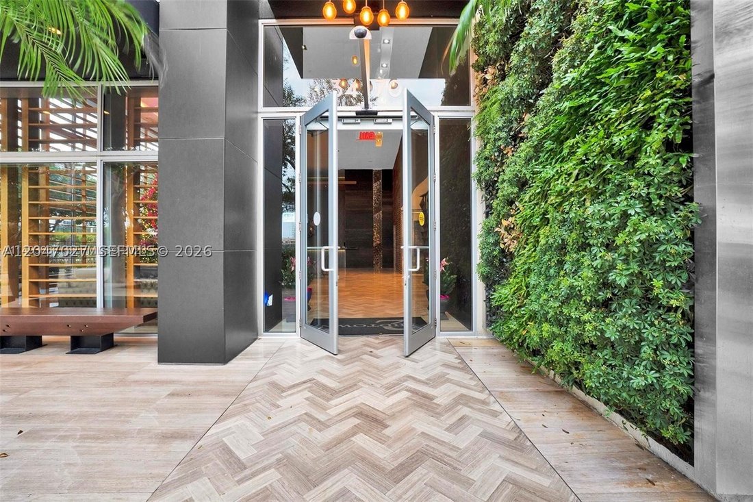 Condo in Miami, Florida, United States 3 - 18326886