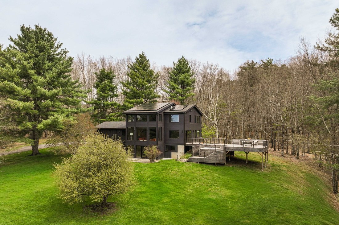 House in Austerlitz, New York, United States 1 - 17924598