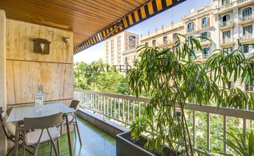 Wohnung in Eixample, Barcelona, Spanien 1