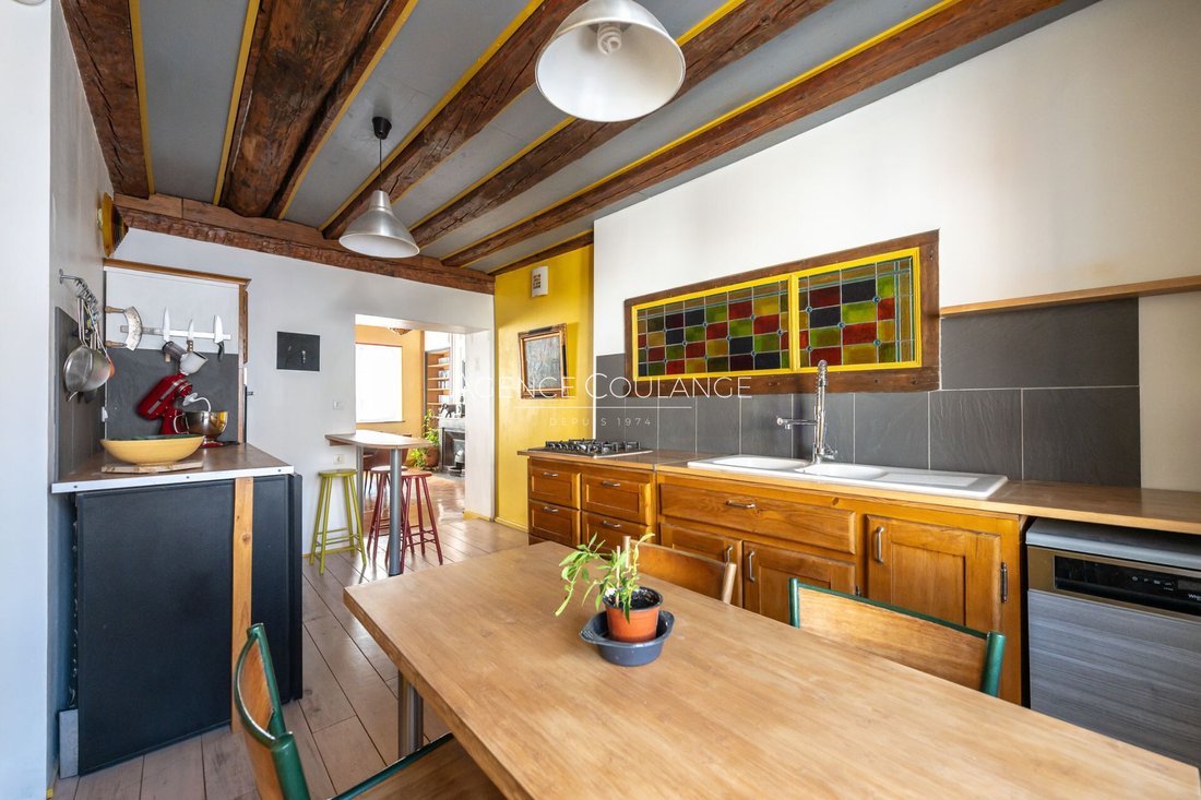 Apartment in Croix Rousse-Gros Caillou, Lyon 4e Arrondissement, Lyon 4 - 18328100
