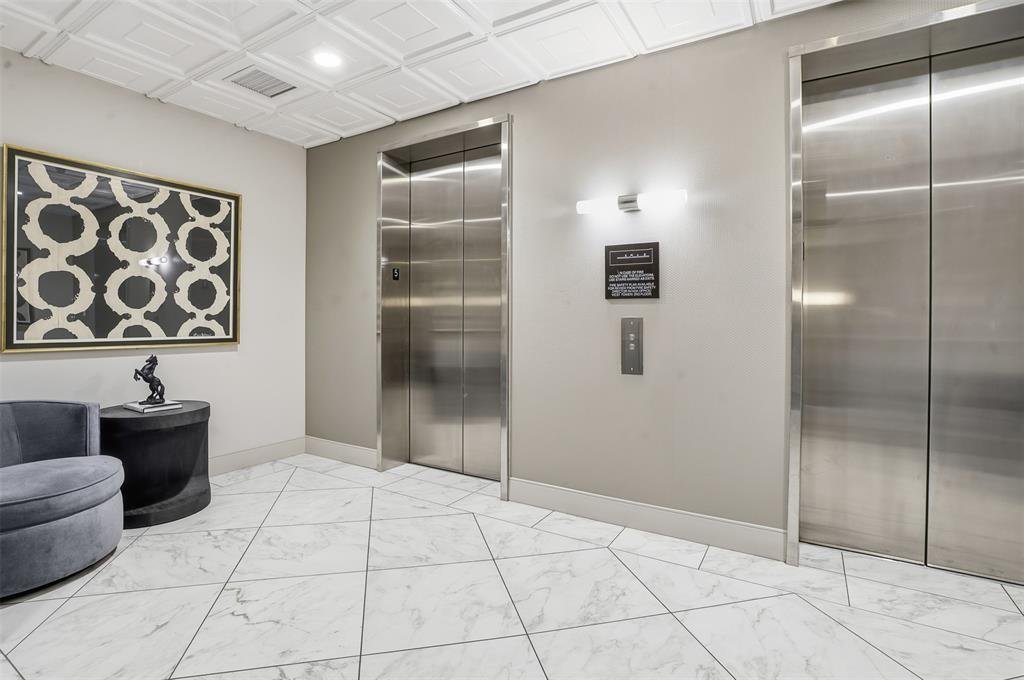 Condo in Fort Worth, Texas, United States 5 - 18331398