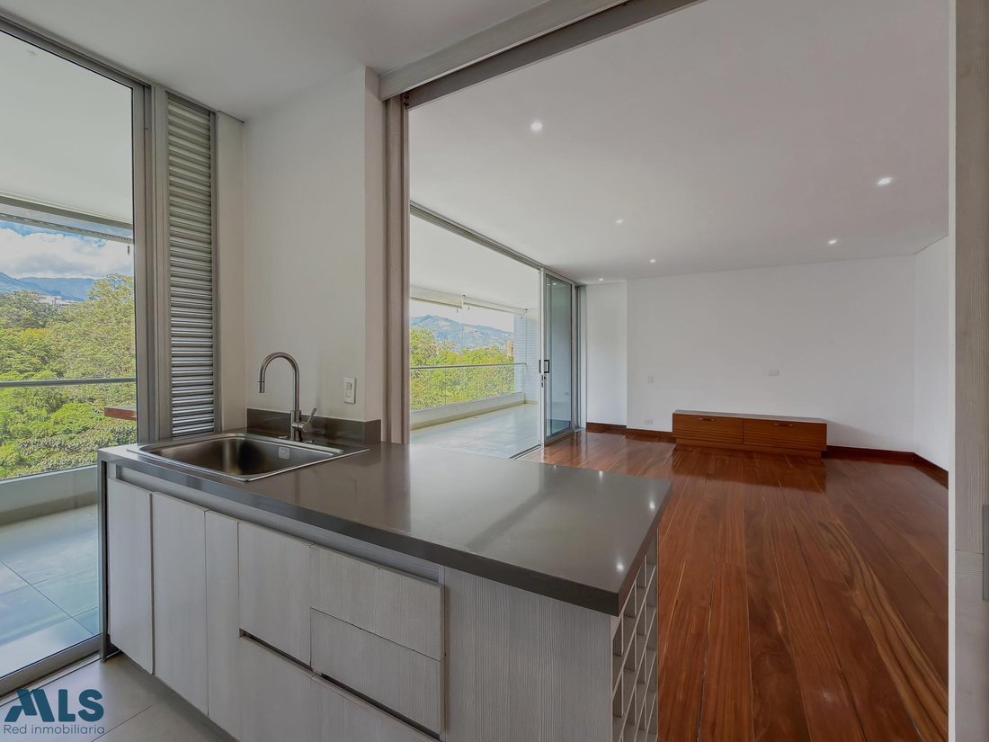 Apartment in Medellín, Antioquia, Colombia 4 - 18327371