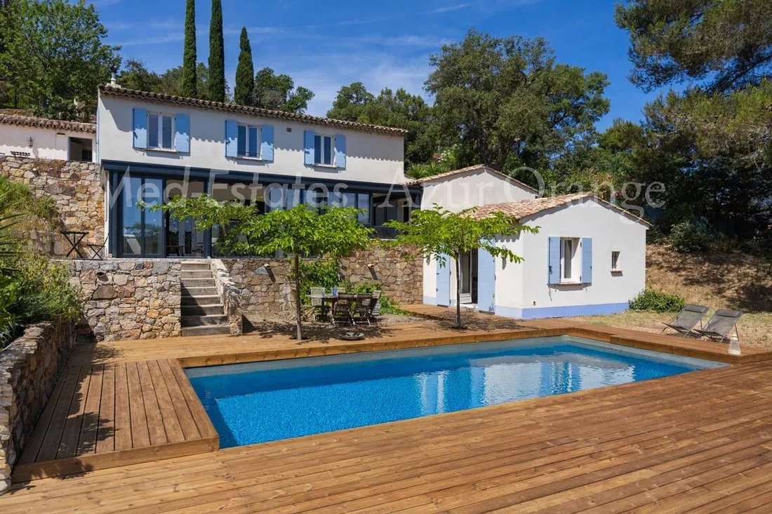 Villa in Grimaud, Provence-Alpes-Côte d'Azur, France 2 - 18260640