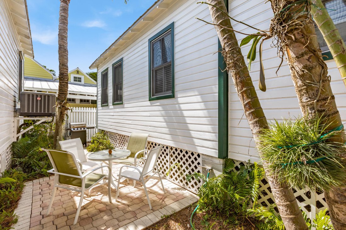 Condo in Key West, Florida, United States 3 - 18326647