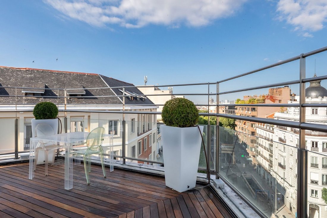 Penthouse in Chamberi, Madrid, Spain 4 - 18330043