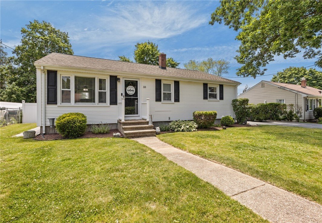 House in Cumberland, Rhode Island, United States 1 - 18329401