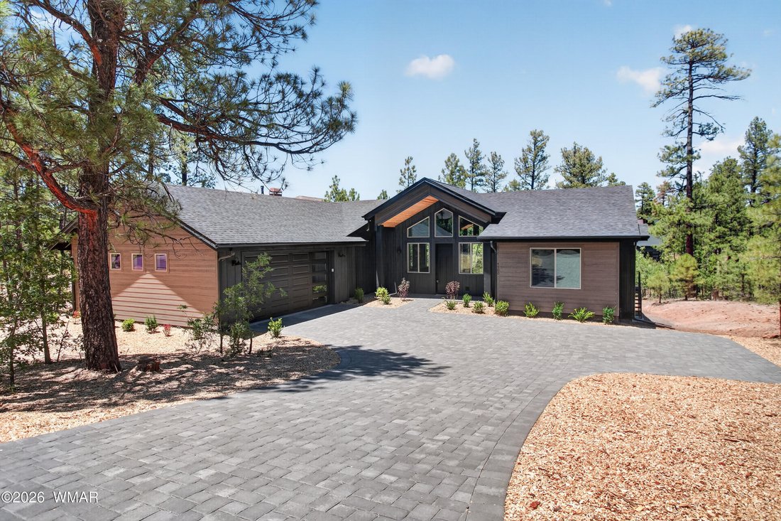Show Low, Arizona, United States 3 - 17991089