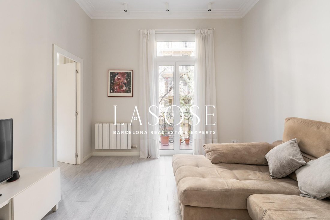 Apartment in Eixample, Barcelona, Spain 1 - 18327113