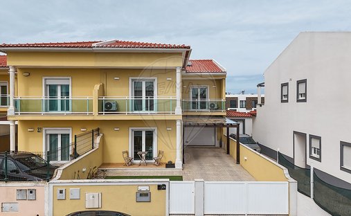 House in A dos Cunhados e Maceira, Lisbon, Portugal 1