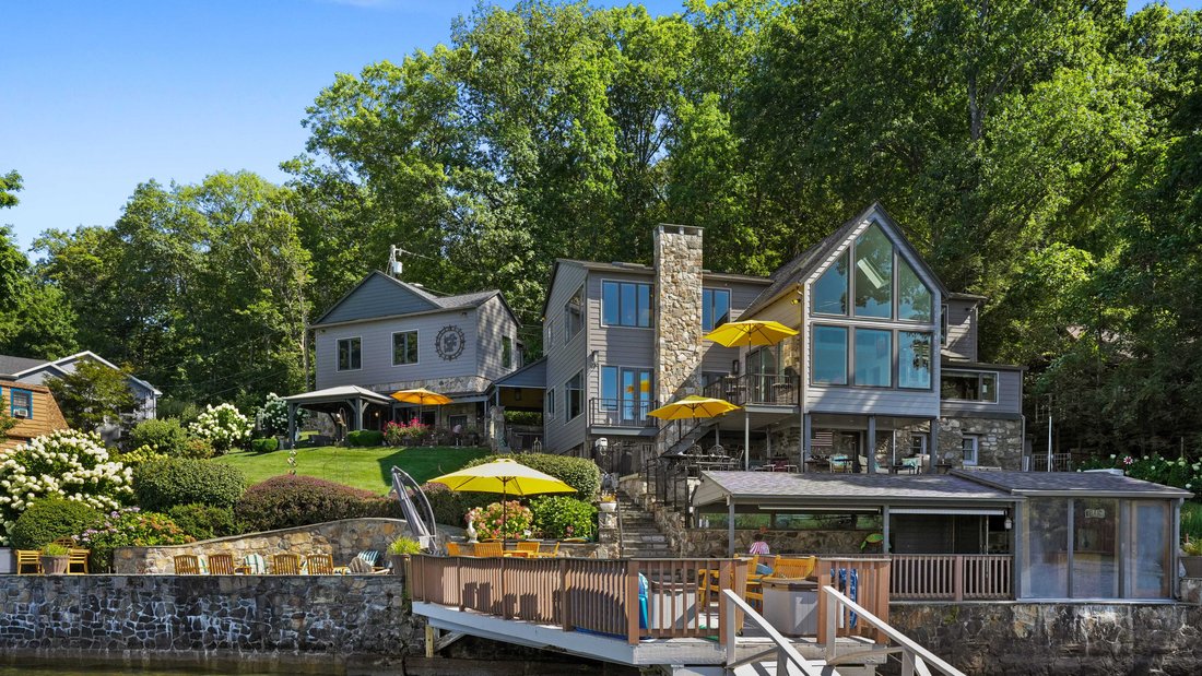 House in Danbury, Connecticut, United States 1 - 17826054