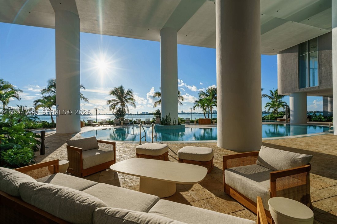 Condo in Miami, Florida, United States 1 - 17841519