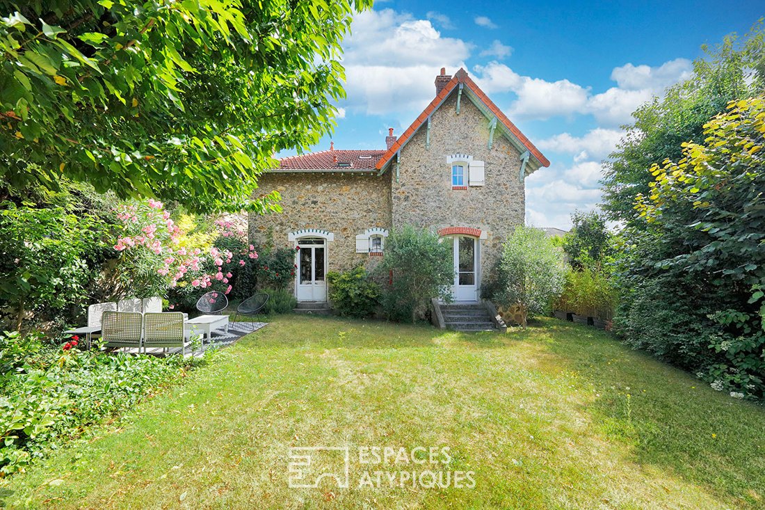 Villa in Esbly, Ile-de-France, France 1 - 18331949