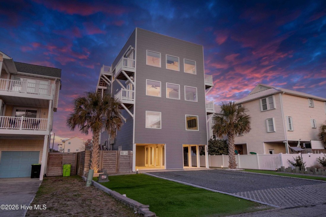 House in Surf City, North Carolina, United States 2 - 17377819