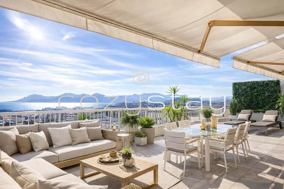 Apartment in Saint Nicolas, Cannes, France 1 - 17666106