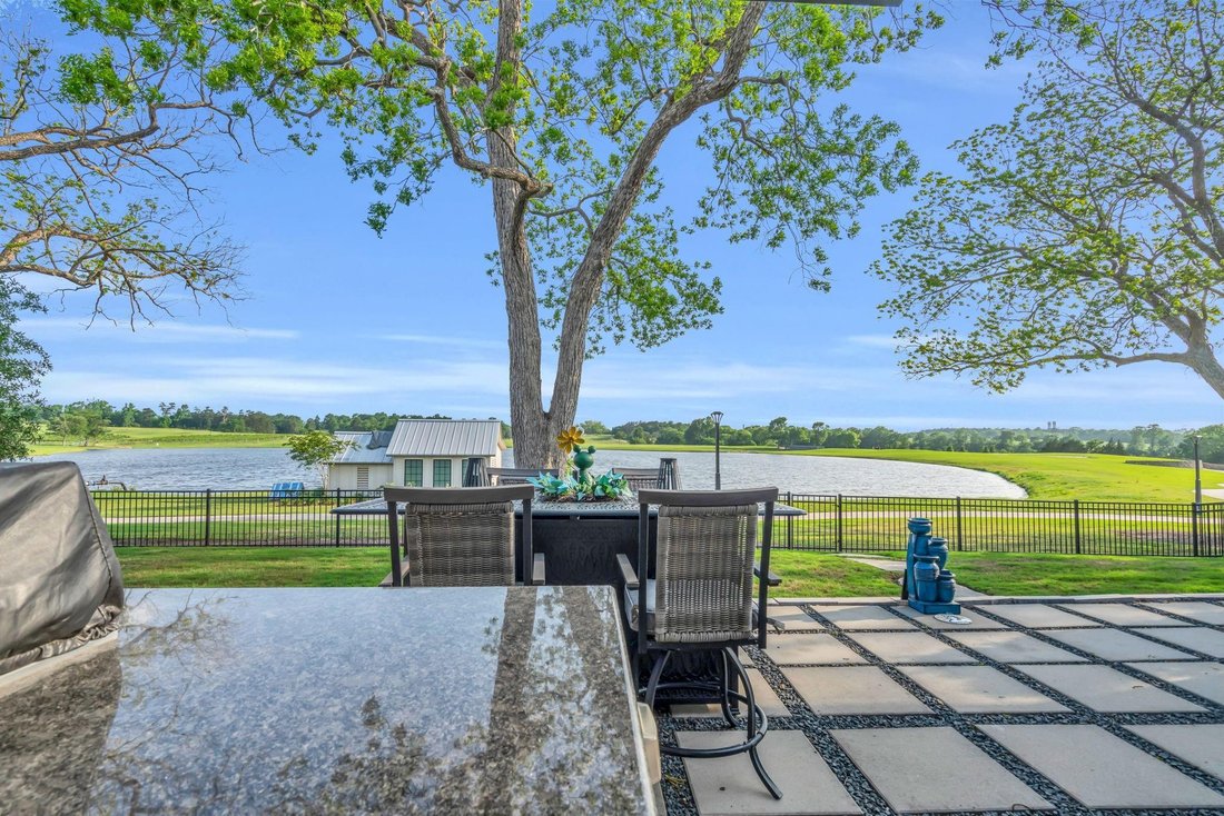 House in Willis, Texas, United States 1 - 18331307