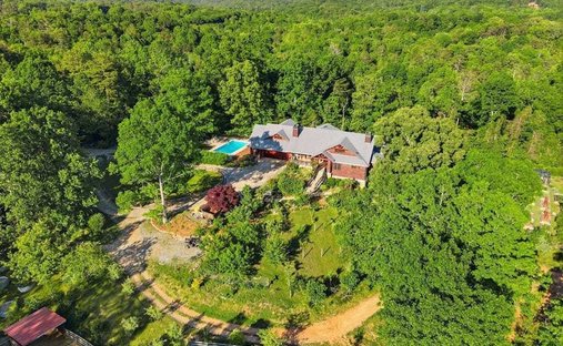 House in Clarkesville, Georgia, United States 1