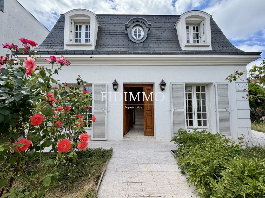 House in Ormesson-sur-Marne, Ile-de-France, France 1 - 16315100