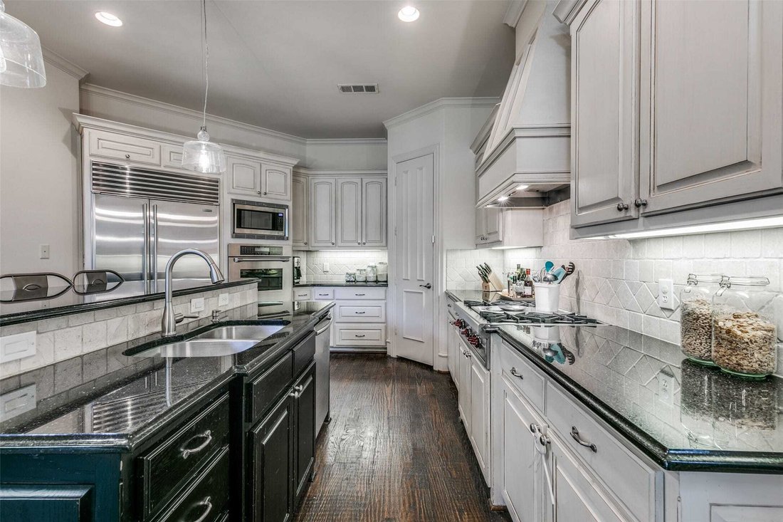 House in Dallas, Texas, United States 2 - 17826099