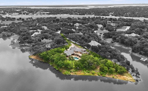 House in Hickory Creek, Texas, United States 1