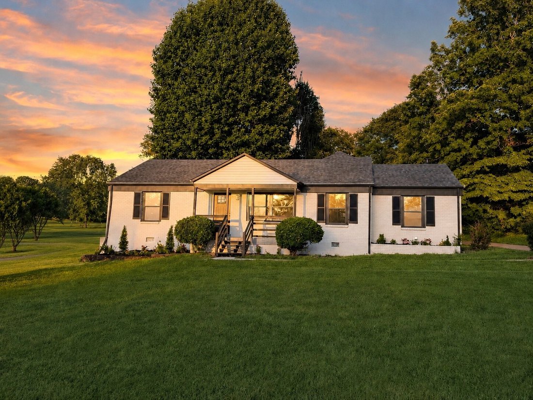 House in Columbia, Tennessee, United States 1 - 18327158
