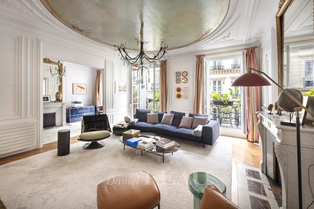 Apartment in Clichy-Trinité, Paris 9e Arrondissement, Paris 1 - 18331921