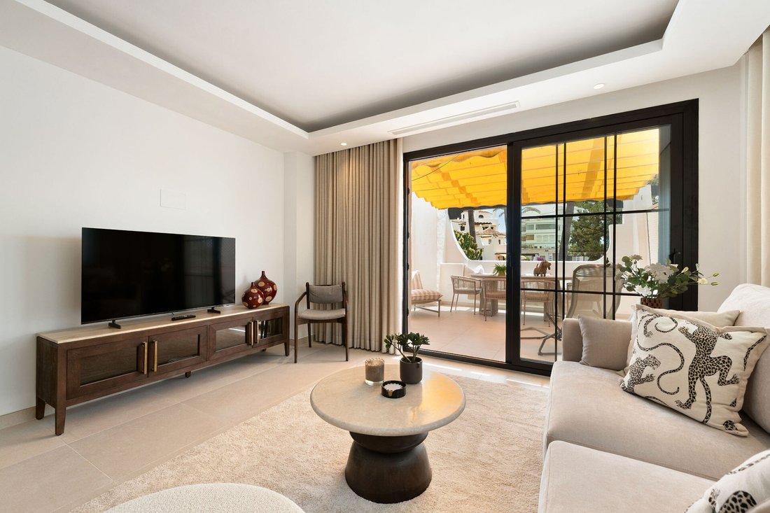 Apartment in Nueva Andalucia, Marbella, Spain 4 - 18327456