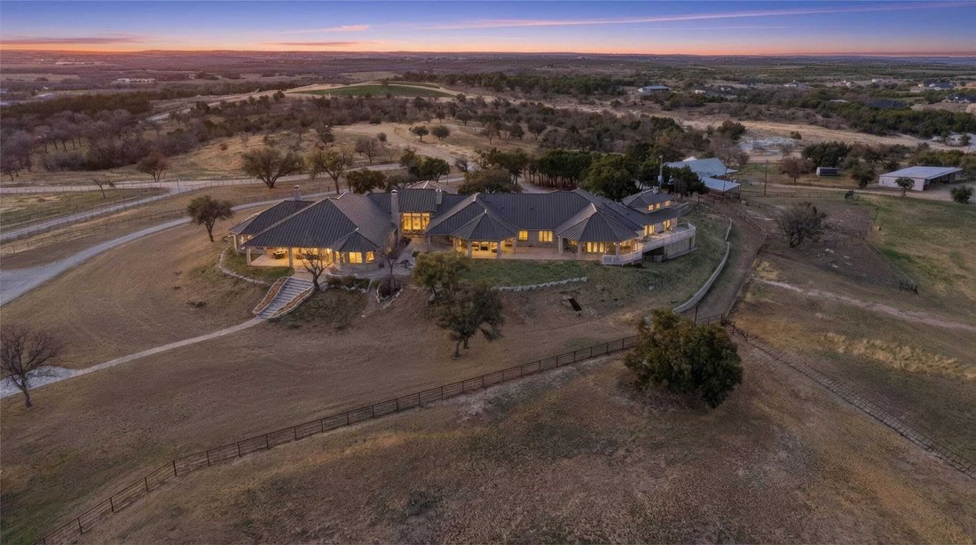 House in Weatherford, Texas, United States 2 - 17941788