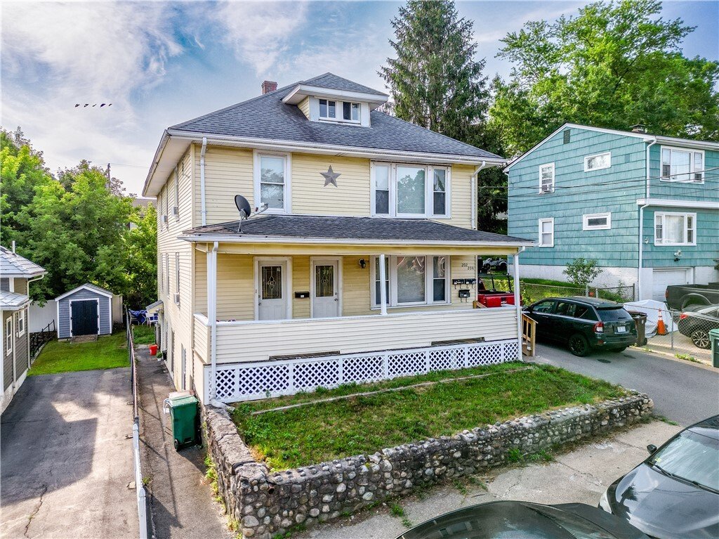 Woonsocket, Rhode Island, United States 3 - 18326758