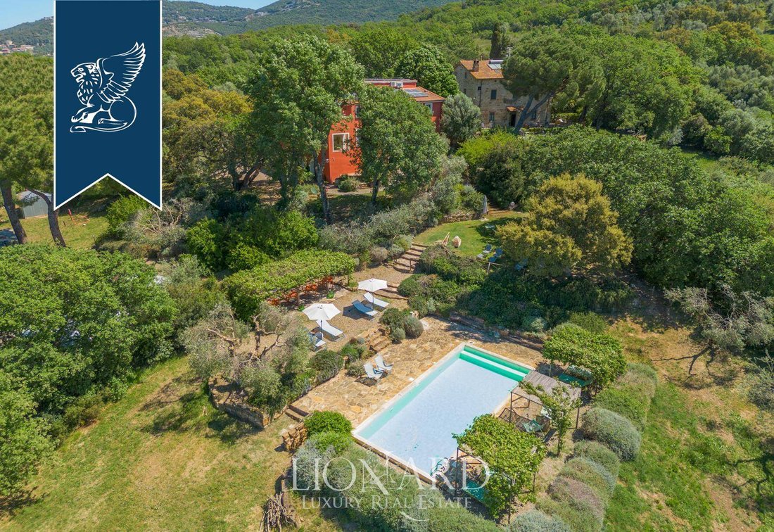 Villa in Scarlino, Tuscany, Italy 2 - 18331946