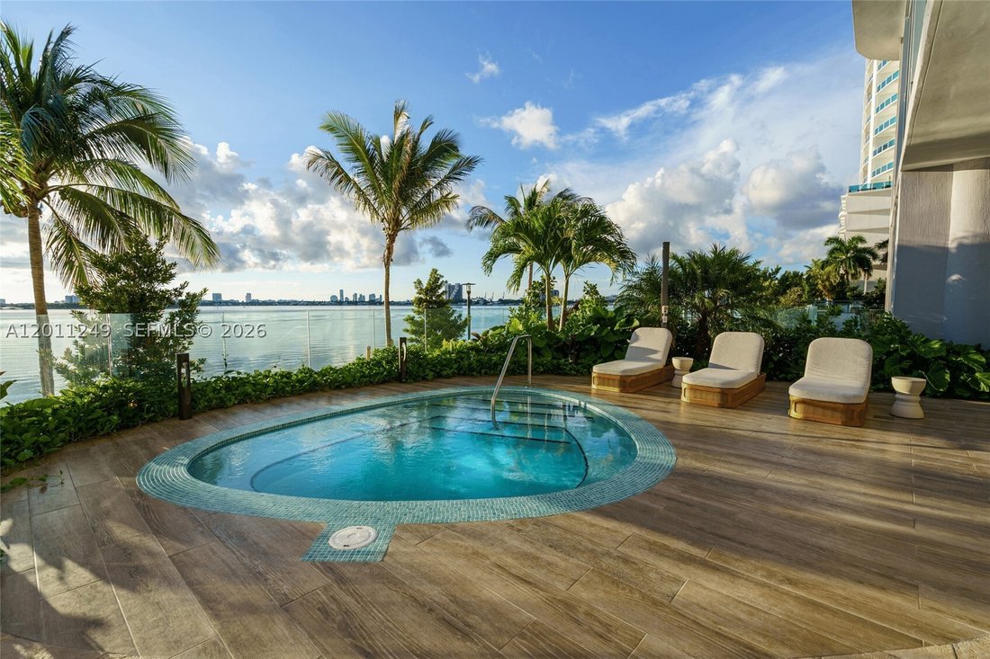 Condo in Miami, Florida, United States 3 - 17841519