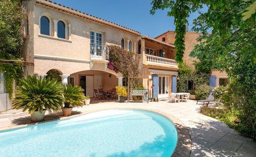 Casa en Auribeau-sur-Siagne, Provenza-Alpes-Costa Azul, Francia 1