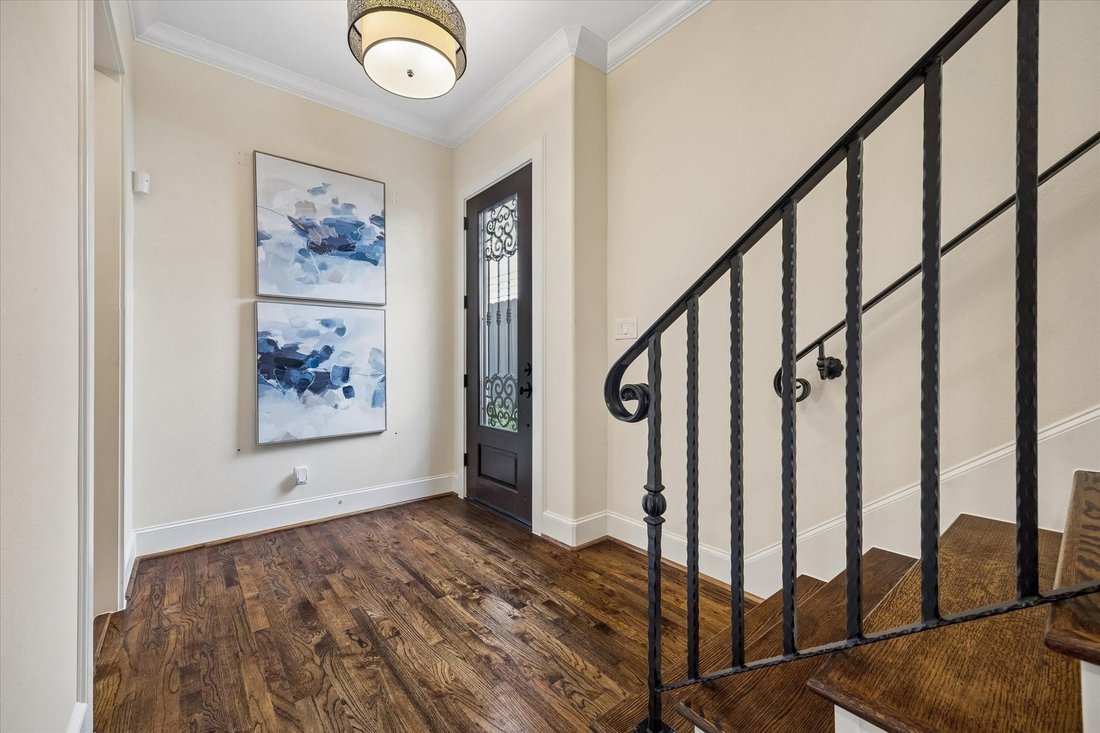 House in Houston, Texas, United States 3 - 18327612