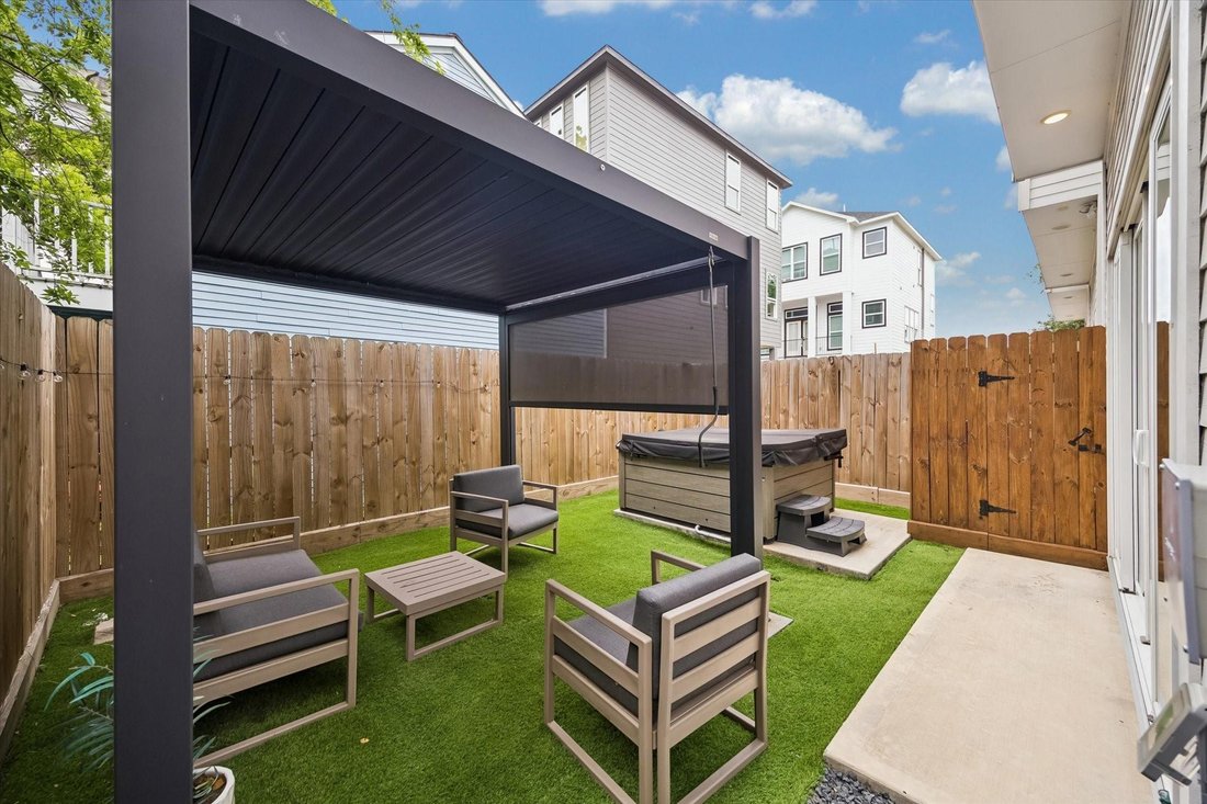 House in Houston, Texas, United States 4 - 18327651